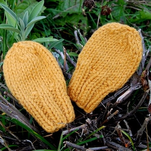 KNITTING PATTERN  Easy Mittens Pattern, Newborn Baby / Infant Mittens Pattern ( NB-infant sizes)