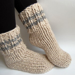 KNITTING PATTERN Easy Tube Slipper Socks Tube Socks Without a Heel Unisex ENGLISH Beginner image 1