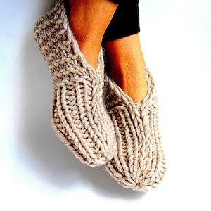 KNITTING PATTERN Slipper Socks Booties Super Easy Adult Sizes Unisex