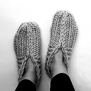 KNITTING PATTERN Slipper Socks Booties Super Easy Adult Sizes Unisex ENGLISH