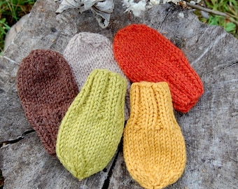 KNITTING PATTERN Easy Mittens Pattern Thumbless  Newborn Baby  Infant Mittens  Without Thumb