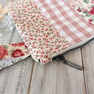 PDF Pattern in 3 sizes - Scrappy Wristlet Pouch - Confident beginner friendly - Plenty of photos, detailed instructions & tips image 4