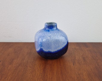 Small vase, blue vase, small blue vase, ceramic, lava style, flower vase, square vase, 70s, 80s, farmhouse, cottage, modern house, deco
