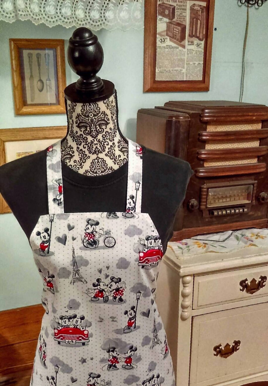 Disney Kitchen Apron With Pocket Mickey & Minnie Mouse 1928 Vintage