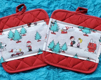 Snoopy Christmas Kitchen Pot Holders - Hot Pads
