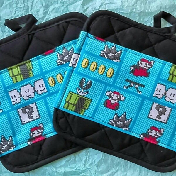 Nintendo Super Mario Brothers Retro Game Board Pot Holders - Hot Pads