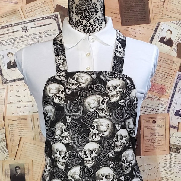 Halloween Apron - Skulls and Roses