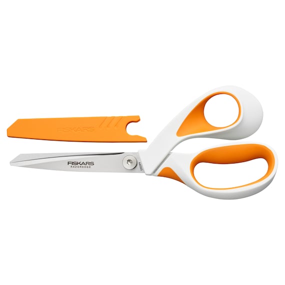 新品純正 Fiskars はさみ - 洋裁用はさみ RazorEdge ファブリック