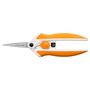 Brand New Genuine Fiskars Scissors - EasyAction Fabric Softgrip 15cm/6in - F1070029