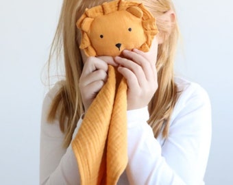 Lili de Leeuw of Kiki Koala | knuffeldoekje | 30cmx30cm | 100% bio-katoen