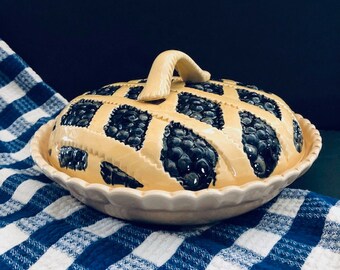 Blueberry Ceramic Pie Keeper Serving Plate Keeper with Cover Free Shipping Country Kitchen Farmhouse Decor