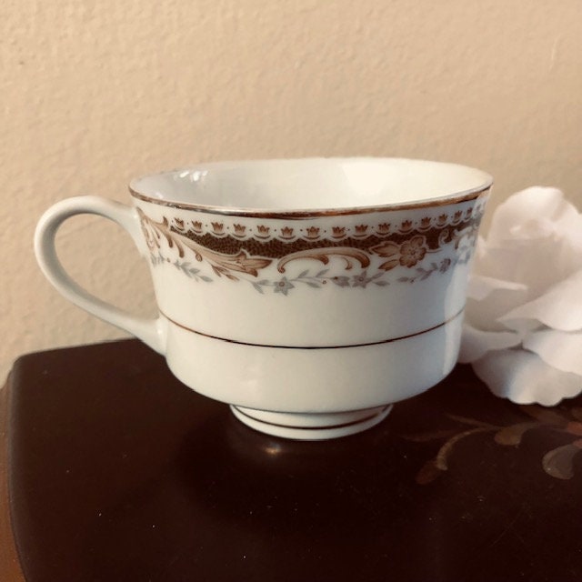 Signature Collection Queen Anne Japan Tea Cup Vintage Dish