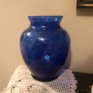 Cobalt Blue Glass Flower Vase with Swirl Design Free Shipping Home Decor