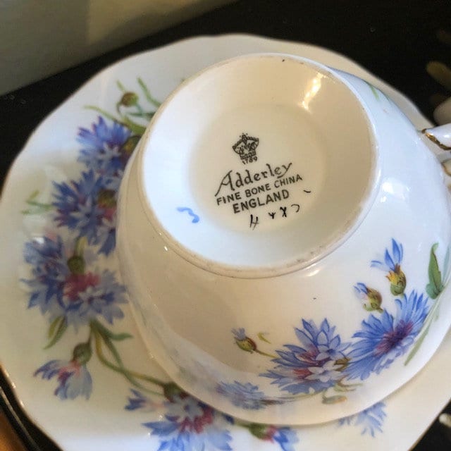 Adderley BONE CHINA ティーカップ・皿セット　ヴィンテージ Vintage Adderley Fine Bone China Teacup Saucer Set With Blue