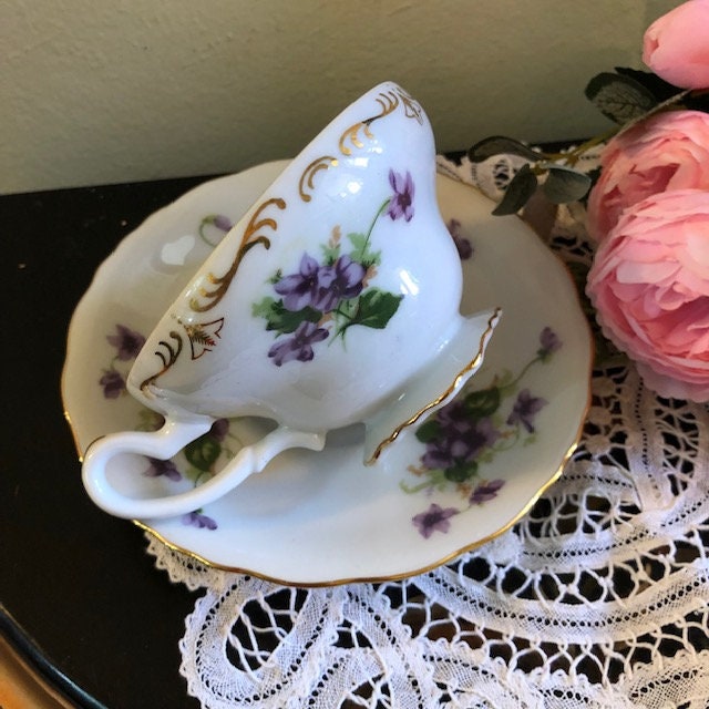 Vintage SAJI Fancy China Teacup and Saucer Purple Violets