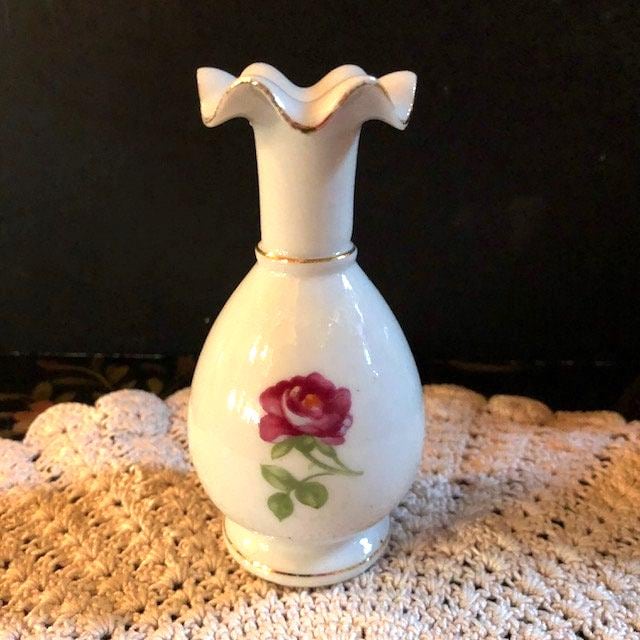 Porcelain Floral Bud Vase With Roses Vintage Hand Painted Royal Japan ...