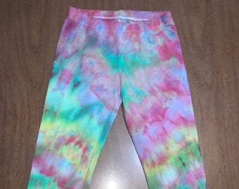 Kids Rainbow Tie Dye Leggings, Cat & Jack size Medium (7/8)