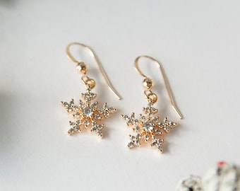 Sparkly Gold Snowflake Dangle Earrings, Christmas Gifts for Mom, Winter Wedding Jewelry for Bridesmaids, Stocking Stuffers for Girlfriend