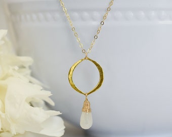 Pearl Chalcedony Long Necklace with Pendant Gold, Step Mom Mothers Day Gift from Daughter, Gemstone Necklace Layered, Birthday Gifts for Her