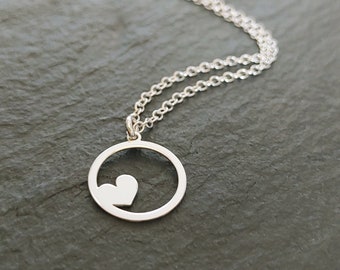 Silver necklace with circle heart pendant, 925 silver chain circle plate, layering necklace, minimalist sterling silver jewelry