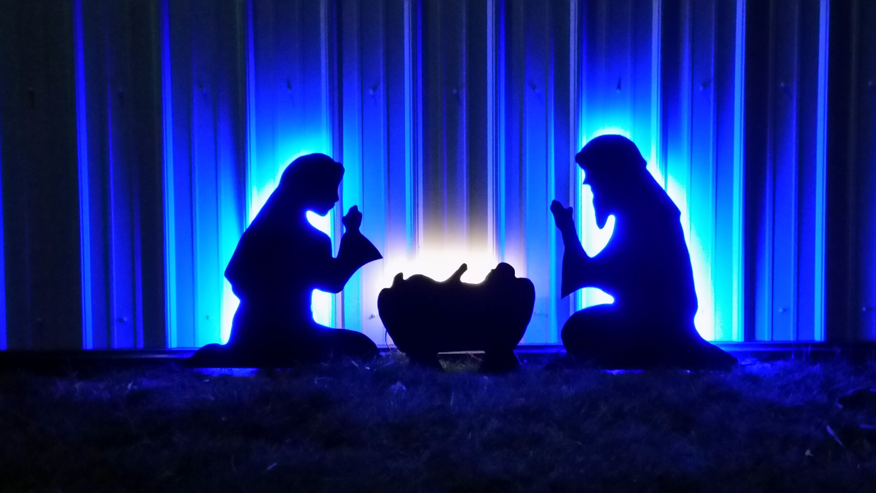 nativity scene outdoor light