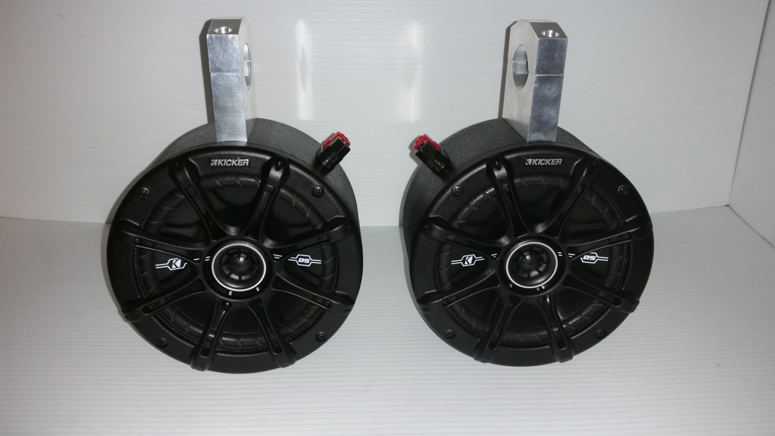 Kicker UTV Wake Board Tower Speakers Jeep Can Am Roll Bar Sand Rail Speaker Pods Audio Enclosure