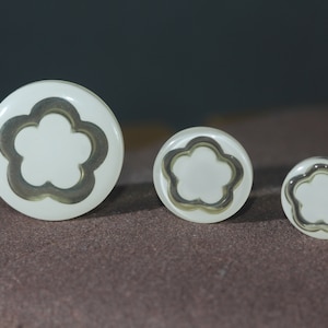 Italian shank buttons sets of 6 or 12 - 3 sizes 25mm, 18mm or 15mm