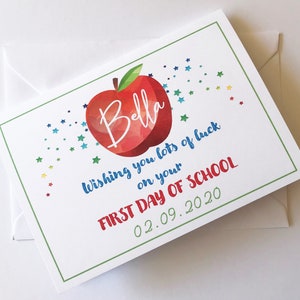 Eerste schooldag *Gepersonaliseerde* Veel succes op school - Nieuwe klas - Terug naar school. Eerste dag. Eerste schooldagkaart. *GRATIS verzending in het VK
