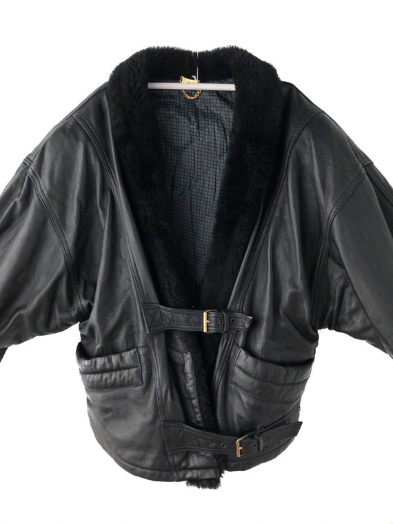 80s Stunning Shearling & Black Leather Flight Jac… - image 2