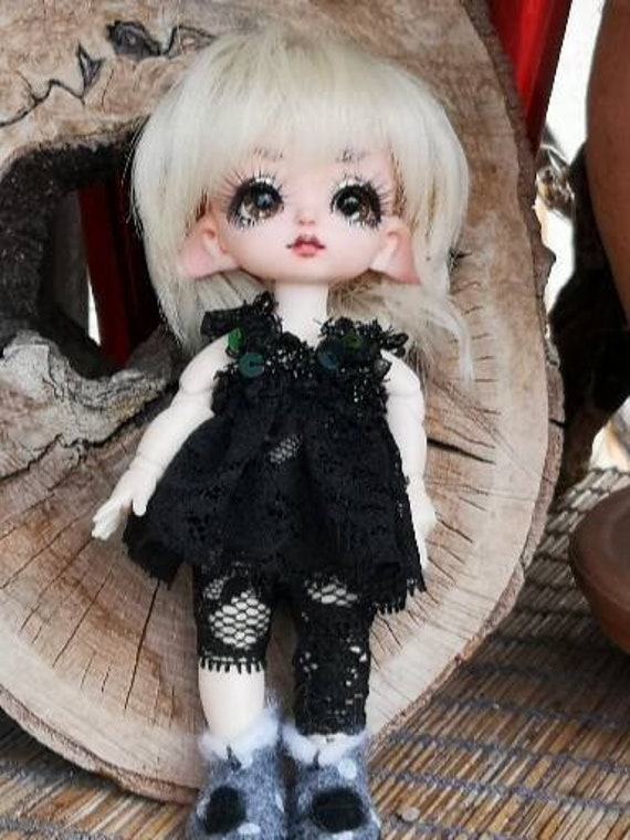 delf doll