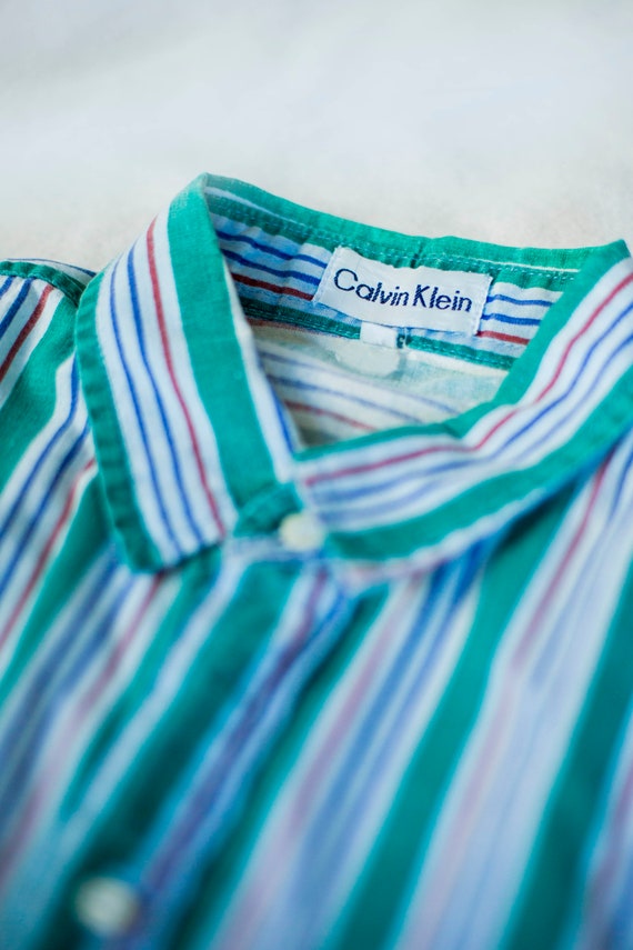 calvin klein teal dress shirt Amazon.com: Calvin Klein Men's Dress Shirt Regular Fit Herringbone Stretch : Clothing, Shoes & Jewelry