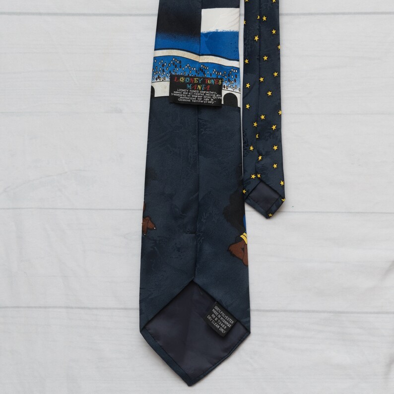 Looney Tunes Tasmanian Devil Punting Football Vintage 1990s Yellow Navy American Football Themed Necktie Made in the USA