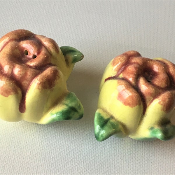 Yellow CABBAGE ROSE ~~ Salt & Pepper Set ~~ Vintage 1950s ~~ Hand Painted ~~ Porcelain ~~ Collector Item