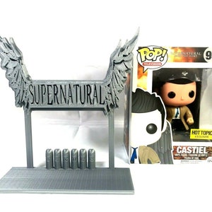 Super Natural Display Sign Stand POP Dorbz Wobblers Collectibles TV Show Fan Art