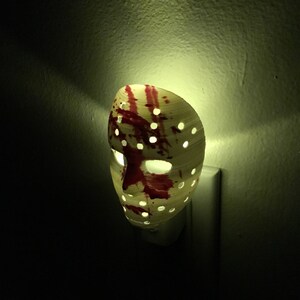 Jason Mask AUTO LED Plug in Night Light Lamp - Scary, Spooky, Horror, Gothic Fun
