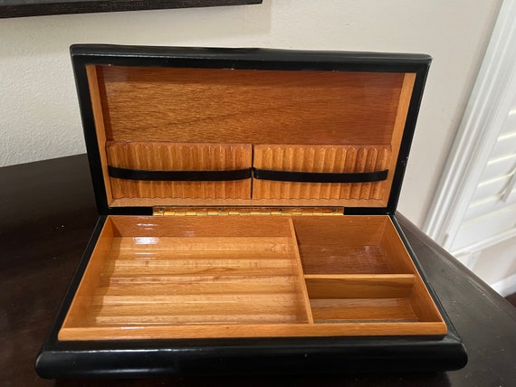 Vintage cigar/cigarette leather wood box - image 1