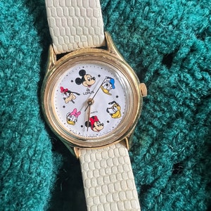 PARTS ONLY* Non Working Lorus Disney pals Mickey  Mouse watch