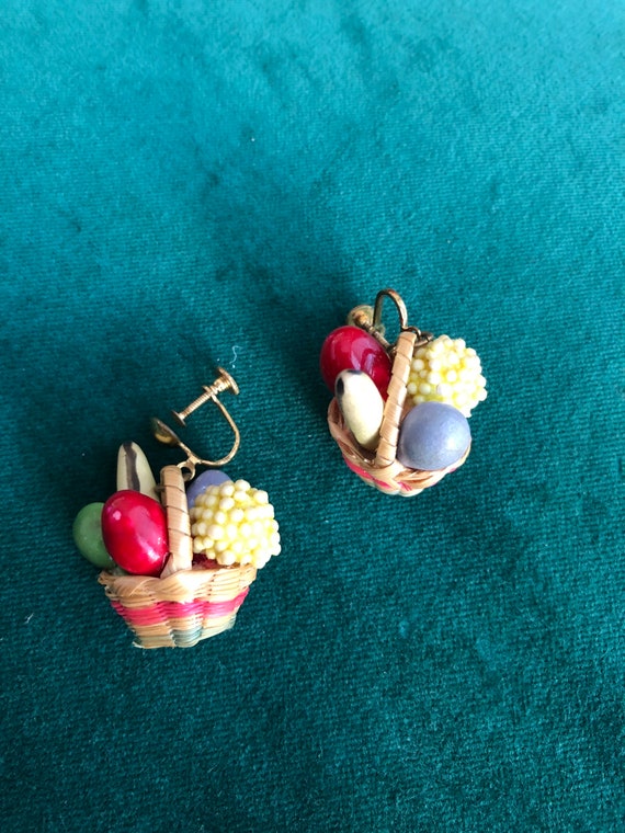 Fruit Wicker Basket 1940’s Earrings - image 5