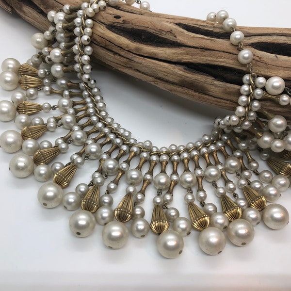 Beautiful Unique Cleopatra Style 1930’s necklace