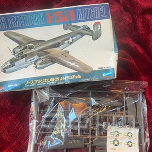 Crown models North American B2 5J/H Mitchell