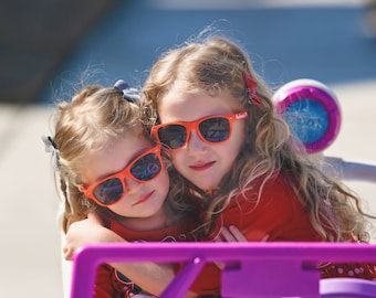 Personalisierte rote Kinder-Sonnenbrille, Gastgeschenk für Kinderpartys, Mitgebsel für Kindergeburtstage, Geschenktütenfüller, Gastgeschenk für Poolpartys, Gastgeschenk für Strandpartys