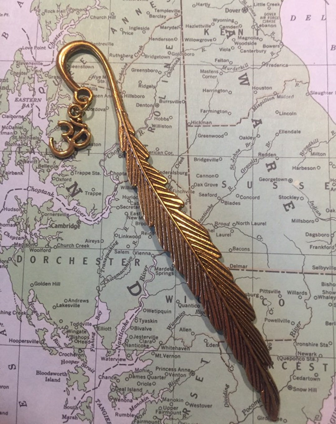 OM BOOKMARK