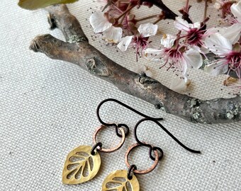 Earrings - Hammered Copper ring, raw brass leaf, niobium wire, lead & nickel free, hypoallergenic, nature, Erie Pa