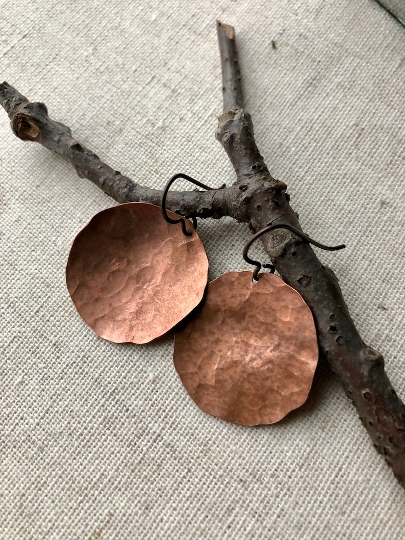 hypoallergenic lead /& nickel free niobium wire Earrings unique earrings Hammered copper discs