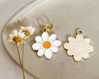 Daisy charm, Large Flower Charm, Metal charms, Charms for dogs, Pet charms, enamel charms, flower charm