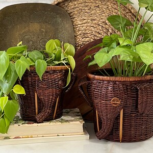 Vintage Elephant Wicker Planters | Rattan Elephant Basket | Natural Wicker Elephant Planter Basket | Pair of Nesting Pots