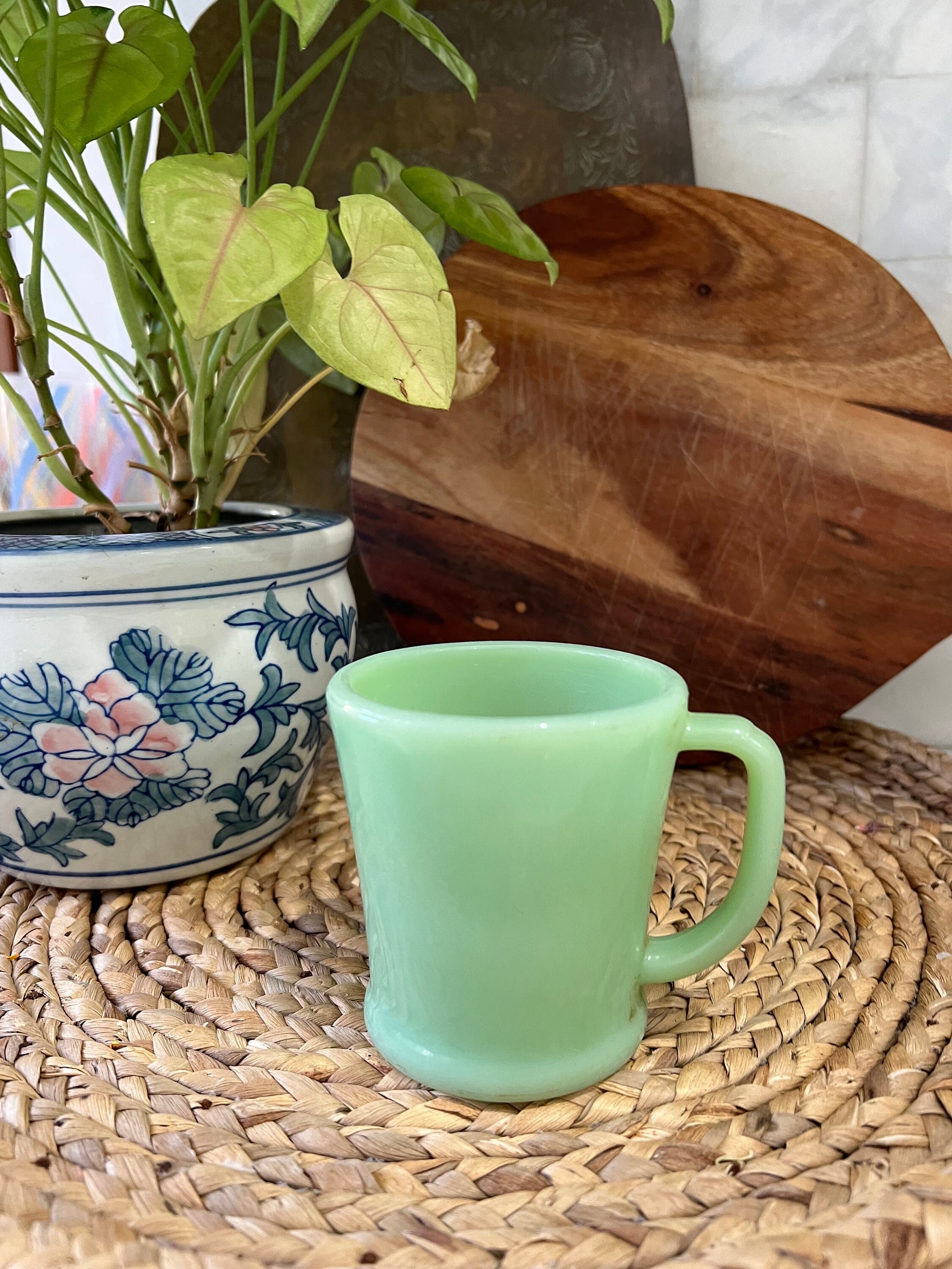 Fire King Anchor Hocking Mug (RHA) Green Fire King Anchor Hocking Mug (RHA) Green