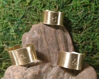 Anillos con símbolos del zodíaco