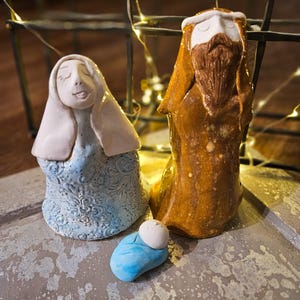 Handgemachte Keramik Krippe, Weihnachten Weihnachten Dekor, Keramik Krippe, Tonskulptur, Keramikskulptur, religiöser Ton, Weihnachten, niedlich