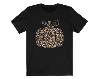 Leopard Pumpkin T-shirt| Womens Fall Shirt | Fall Shirts | Pumpkin Fall Tshirt  | Pumpkin Shirt | Pumpkin Spice | Thanksgiving Tee